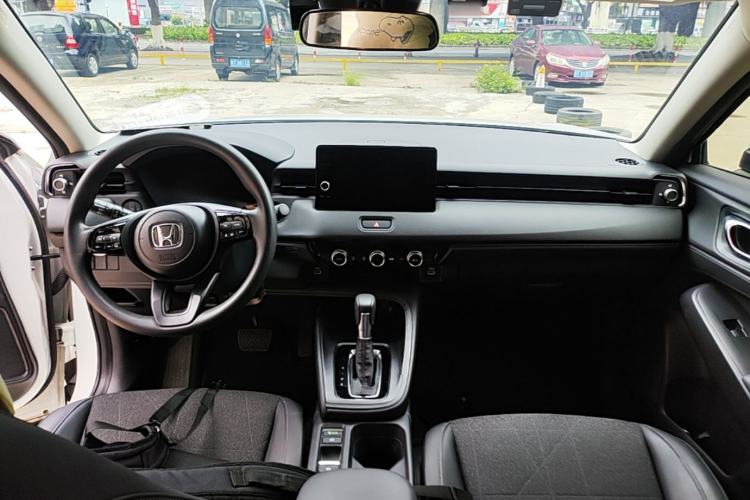 Used Honda Vezel 2023 1.5L CVT Tech Edition Center Console
