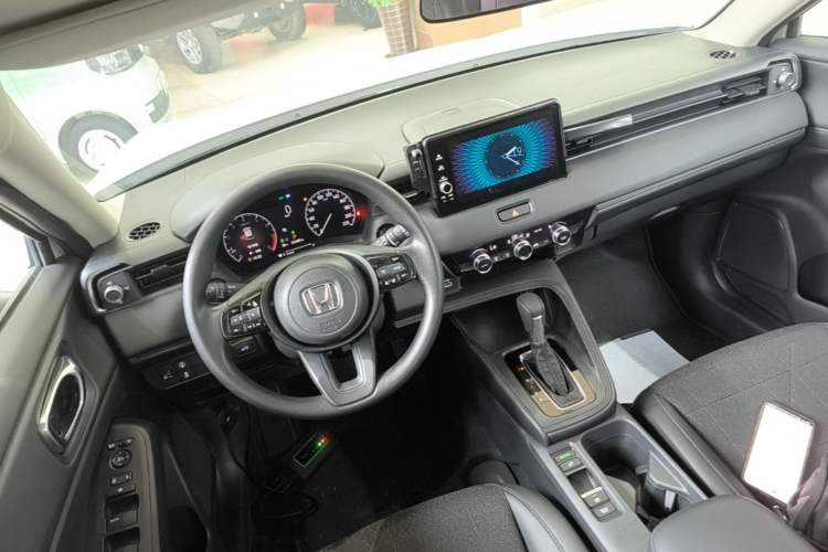 Used Honda Vezel 2023 1.5L CVT Tech Edition Center Console