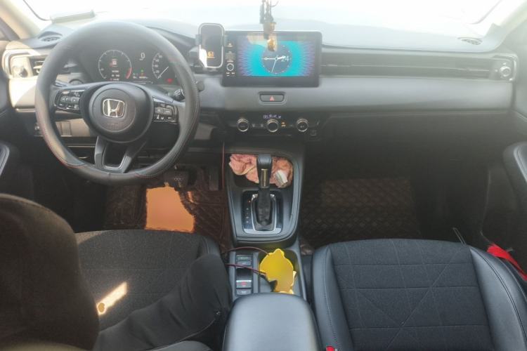 Used Honda Vezel 2023 1.5L CVT Tech Edition Center Console