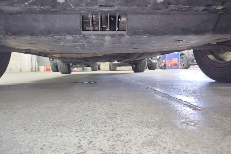 Used Honda Vezel 2023 1.5L CVT Elite Edition Chassis Front