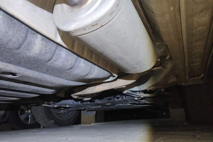 Used Honda Vezel 2023 1.5L CVT Elite Edition Chassis Front Right
