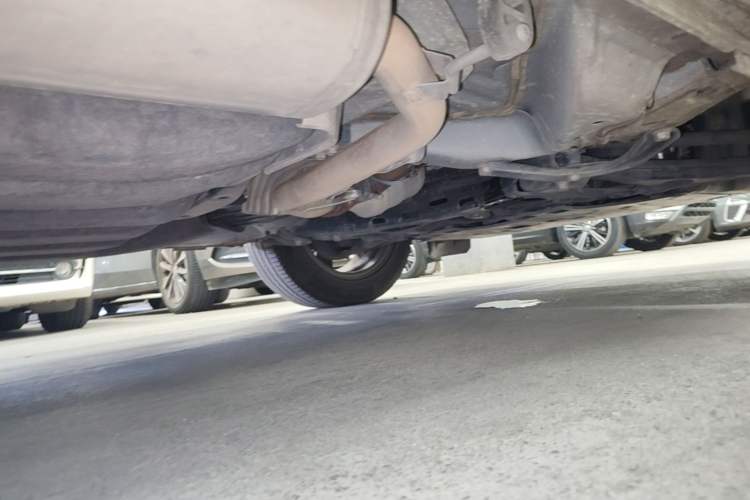 Used Honda Vezel 2023 1.5L CVT Elite Edition Chassis Front Right