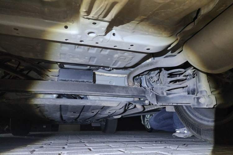 Used Honda Vezel 2023 1.5L CVT Elite Edition Chassis Rear