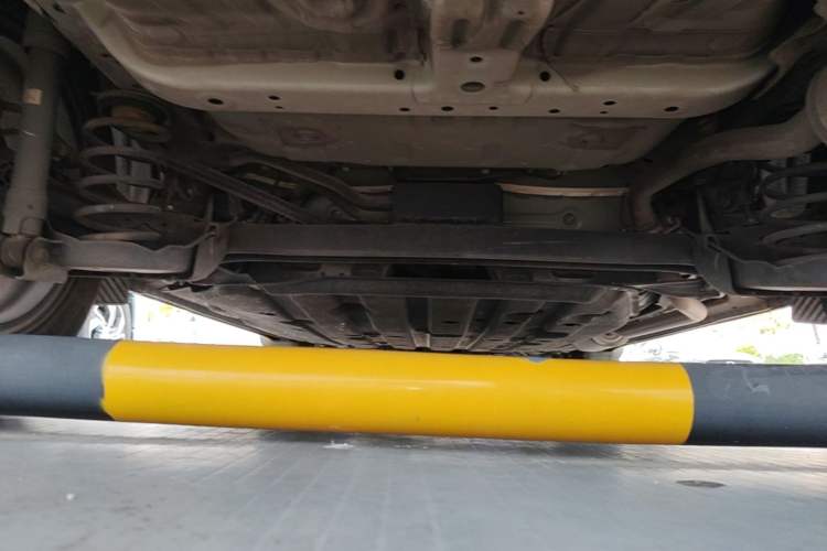Used Honda Vezel 2023 1.5L CVT Elite Edition Chassis Rear