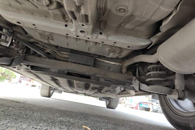 Used Honda Vezel 2023 1.5L CVT Elite Edition Chassis Rear