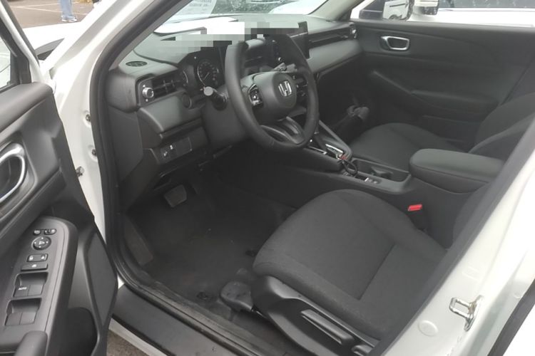 Used Honda Vezel 2023 1.5L CVT Elite Edition Driver Seat