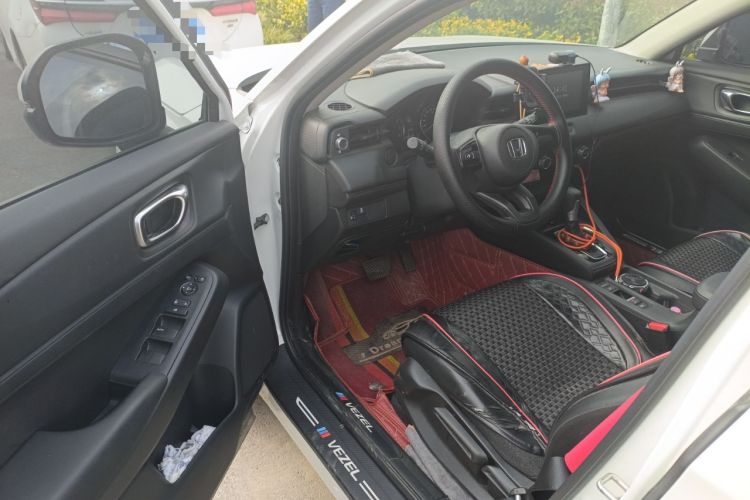Used Honda Vezel 2023 1.5L CVT Elite Edition Driver Seat