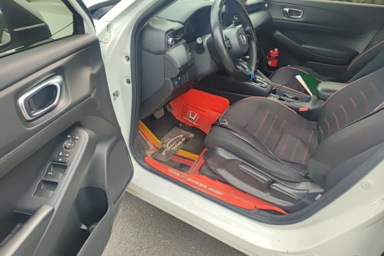 Used Honda Vezel 2023 1.5L CVT Elite Edition Driver Seat