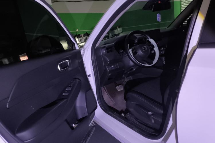 Used Honda Vezel 2023 1.5L CVT Tech Edition Driver Seat