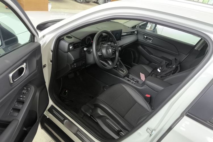Used Honda Vezel 2023 1.5L CVT Tech Edition Driver Seat