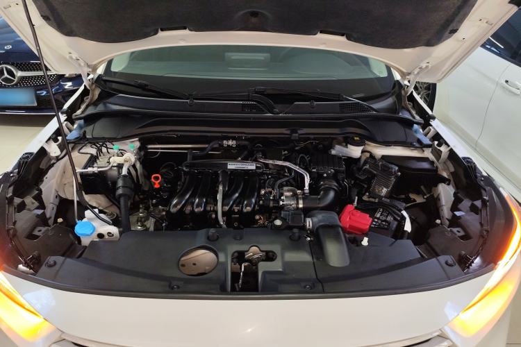 Used Honda Vezel 2023 1.5L CVT Elite Edition Engine Bay