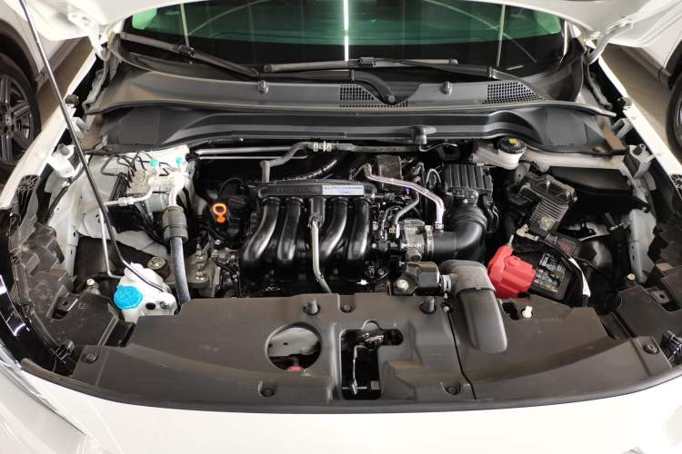 Used Honda Vezel 2023 1.5L CVT Elite Edition Engine Bay