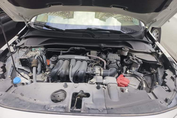 Used Honda Vezel 2023 1.5L CVT Elite Edition Engine Bay