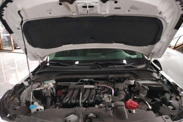 Used Honda Vezel 2023 1.5L CVT Elite Edition Engine Bay