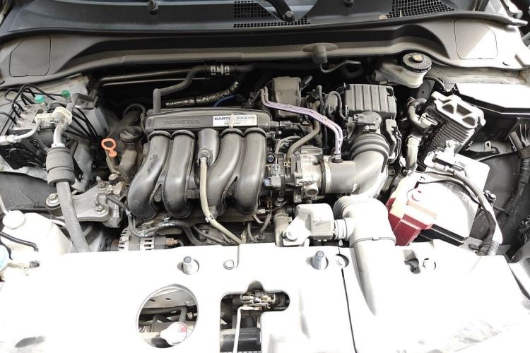 Used Honda Vezel 2023 1.5L CVT Elite Edition Engine Bay