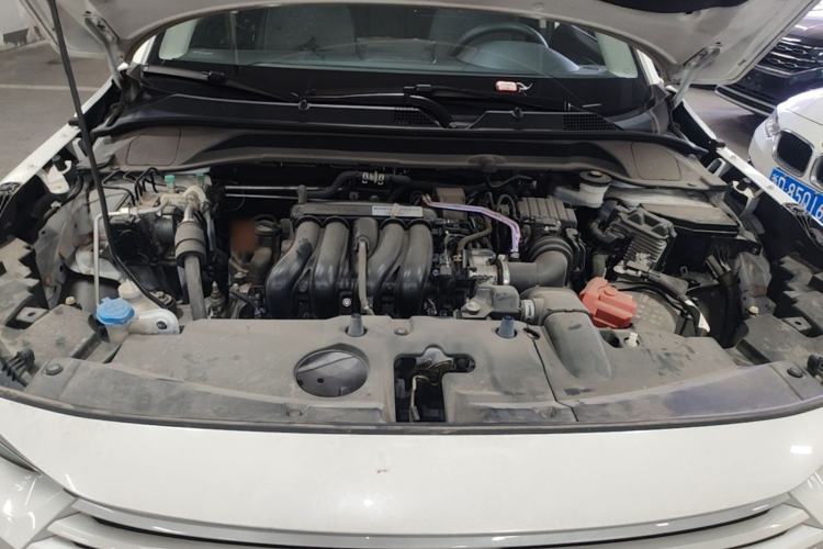 Used Honda Vezel 2023 1.5L CVT Elite Edition Engine Bay