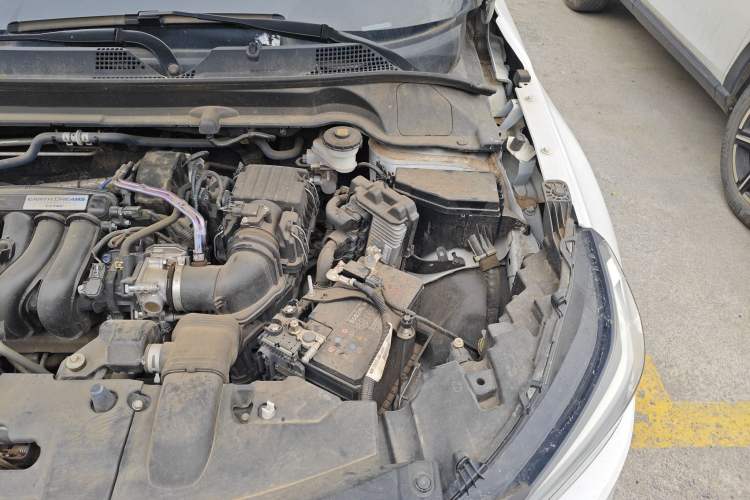 Used Honda Vezel 2023 1.5L CVT Tech Edition Engine Bay Left