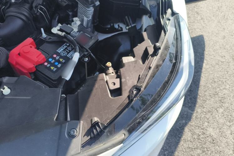 Used Honda Vezel 2023 1.5L CVT Tech Edition Engine Bay Left