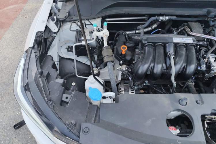 Used Honda Vezel 2023 1.5L CVT Tech Edition Engine Bay Right