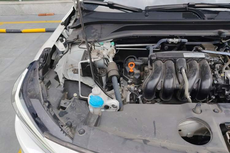 Used Honda Vezel 2023 1.5L CVT Elite Edition Engine Bay Right