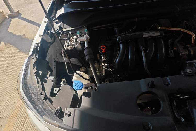 Used Honda Vezel 2023 1.5L CVT Tech Edition Engine Bay Right
