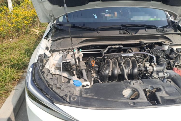 Used Honda Vezel 2023 1.5L CVT Elite Edition Engine Bay Right
