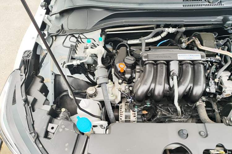 Used Honda Vezel 2023 1.5L CVT Pioneer Edition Engine Bay Right