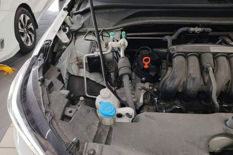 Used Honda Vezel 2023 1.5L CVT Tech Edition Engine Bay Right