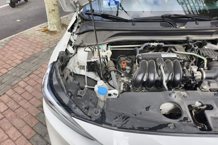 Used Honda Vezel 2023 1.5L CVT Tech Edition Engine Bay Right