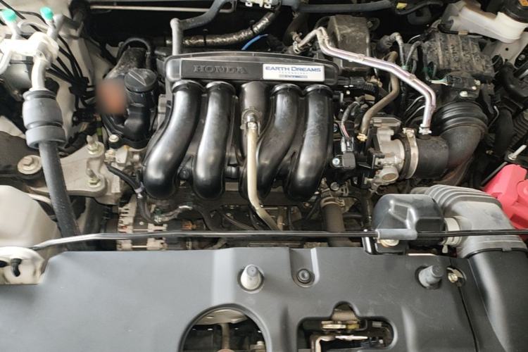 Used Honda Vezel 2023 1.5L CVT Elite Edition Engine Bay