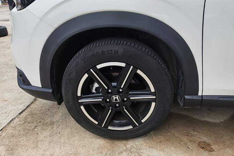 Used Honda Vezel 2023 1.5L CVT Tech Edition Exterior 4