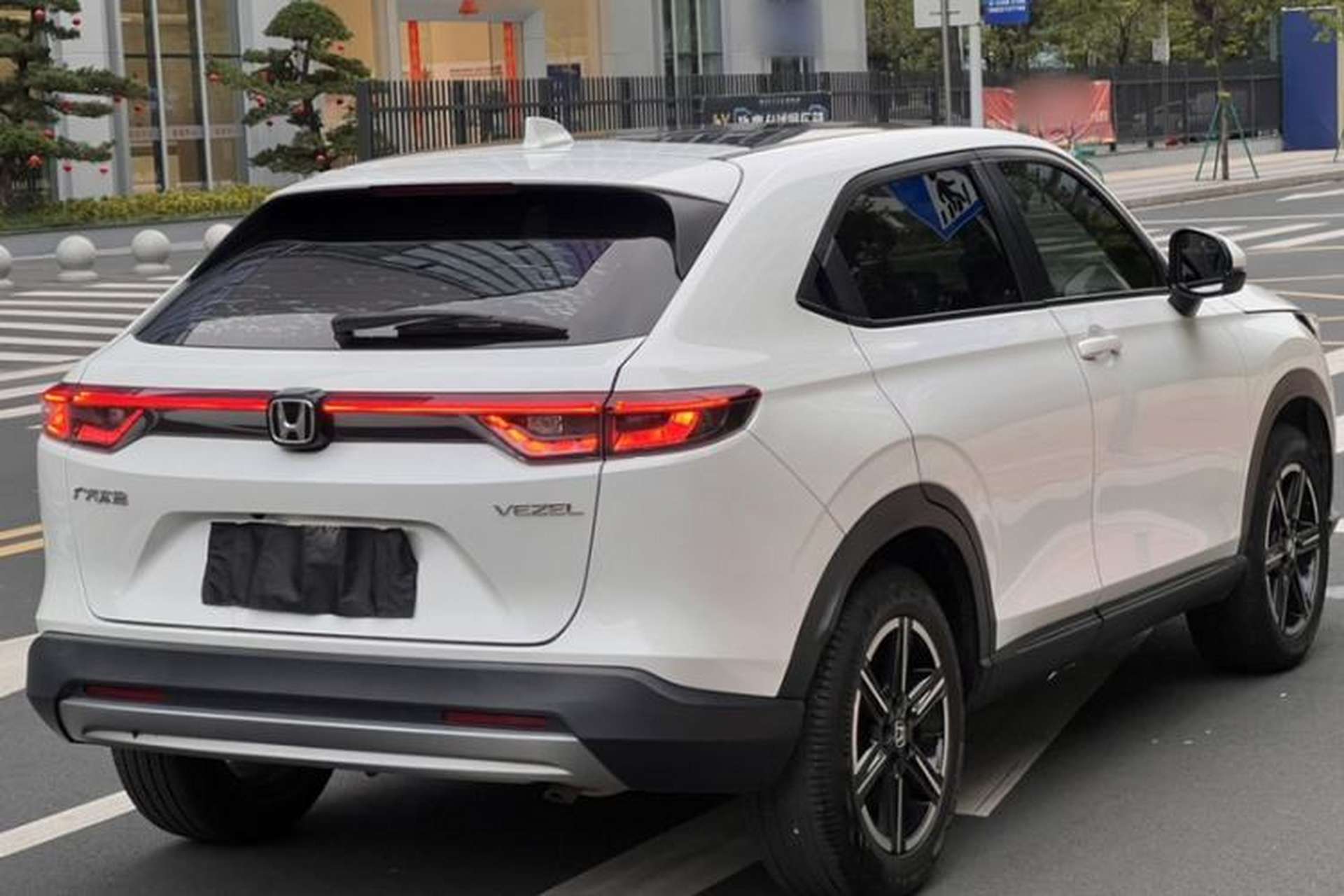 Used Honda Vezel 2023 1.5L CVT Tech Edition Exterior 7