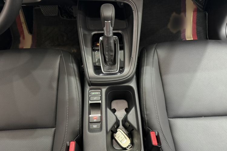 Used Honda Vezel 2023 1.5L CVT Elite Edition Gear Lever