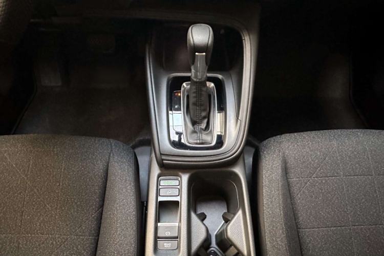 Used Honda Vezel 2023 1.5L CVT Elite Edition Gear Lever