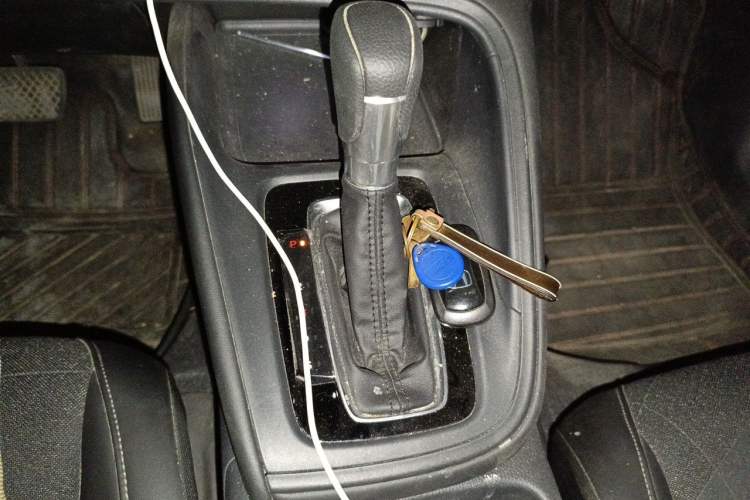 Used Honda Vezel 2023 1.5L CVT Tech Edition Gear Lever