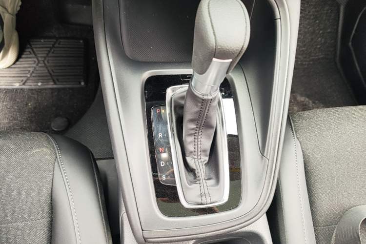 Used Honda Vezel 2023 1.5L CVT Pioneer Edition Gear Lever