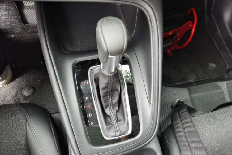 Used Honda Vezel 2023 1.5L CVT Pioneer Edition Gear Lever