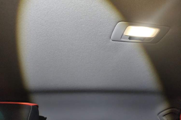 Used Honda Vezel 2023 1.5L CVT Elite Edition Headliner