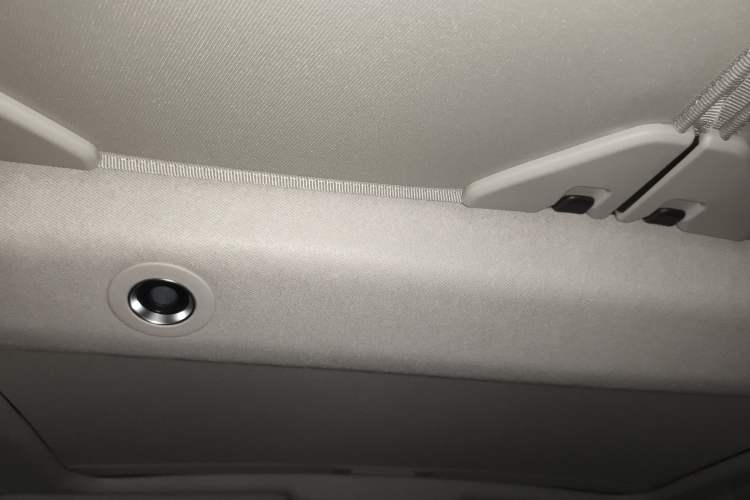 Used Honda Vezel 2023 1.5L CVT Tech Edition Headliner