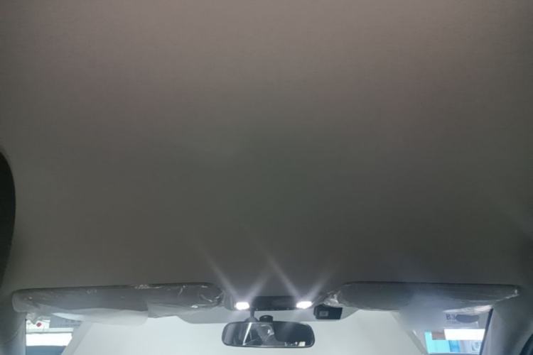 Used Honda Vezel 2023 1.5L CVT Elite Edition Headliner