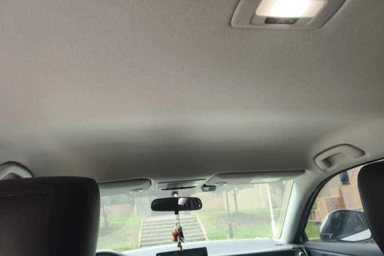 Used Honda Vezel 2023 1.5L CVT Elite Edition Headliner