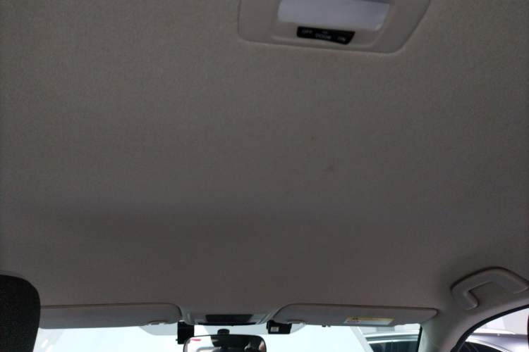 Used Honda Vezel 2023 1.5L CVT Elite Edition Headliner