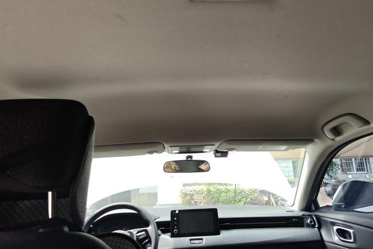 Used Honda Vezel 2023 1.5L CVT Elite Edition Headliner
