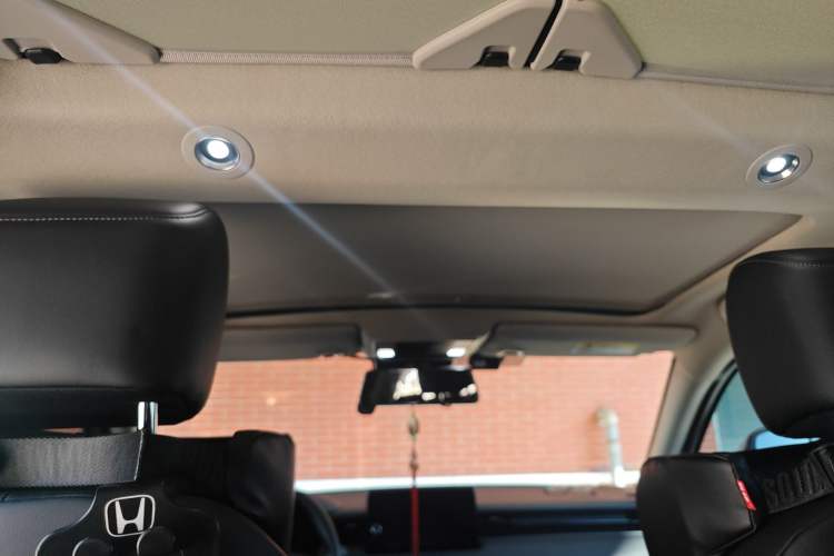 Used Honda Vezel 2023 1.5L CVT Tech Edition Headliner