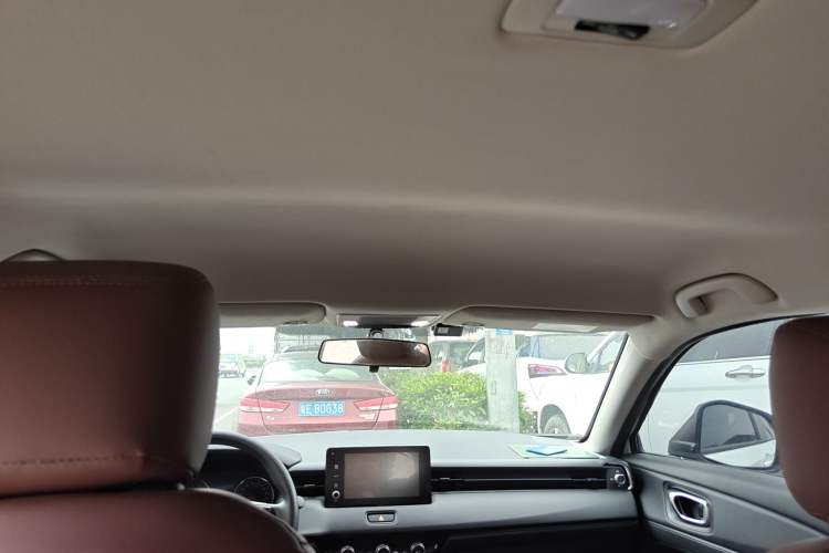 Used Honda Vezel 2023 1.5L CVT Elite Edition Headliner
