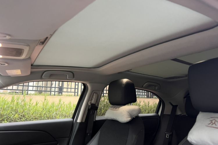 Used Honda Vezel 2023 1.5L CVT Tech Edition Headliner