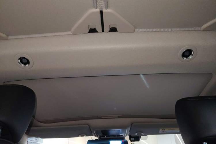 Used Honda Vezel 2023 1.5L CVT Tech Edition Headliner