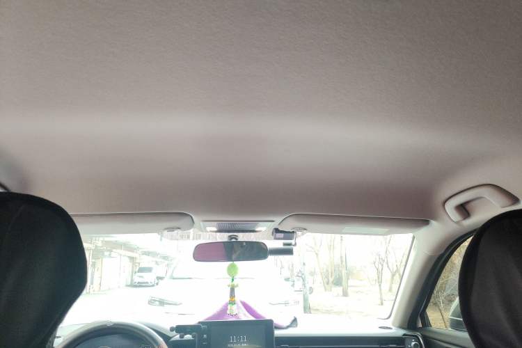 Used Honda Vezel 2023 1.5L CVT Elite Edition Headliner