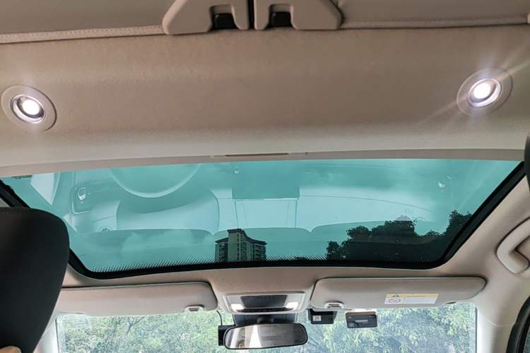 Used Honda Vezel 2023 1.5L CVT Tech Edition Headliner