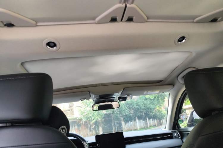 Used Honda Vezel 2023 1.5L CVT Tech Edition Headliner